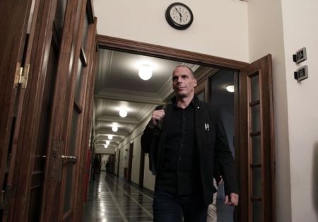 ΥΠΟΙΚ: Ουδέποτε ετέθη θέμα παραίτησης του Γ.Βαρουφάκη