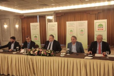 Στο ΠαΣοΚ λεφτά δεν υπάρχουν ούτε για συνέδριο