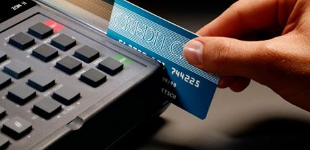 Δήμαρχοι Σύμης και Πάτμου: Αδικο το μέτρο πληρωμής με κάρτα