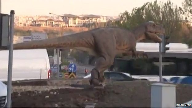 Απανωτές οι εκπλήξεις του δημάρχου της Άγκυρας στους δημότες