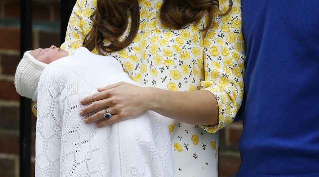 Βρετανία: 103 κανονιοβολισμοί για την γέννηση τη νέας πριγκίπισσας