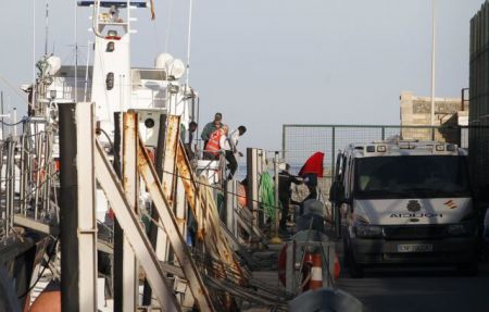 115 μετανάστες διασώθηκαν στα ανοιχτά της Ανδαλουσίας