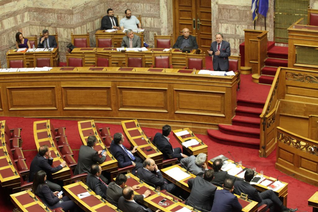 Βουλή: Αποχώρησε η ΝΔ αντιδρώντας για το κύμα τροπολογιών