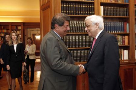 Συνάντηση με τον Συνήγορο του Καταναλωτή είχε ο Πρ. Παυλόπουλος