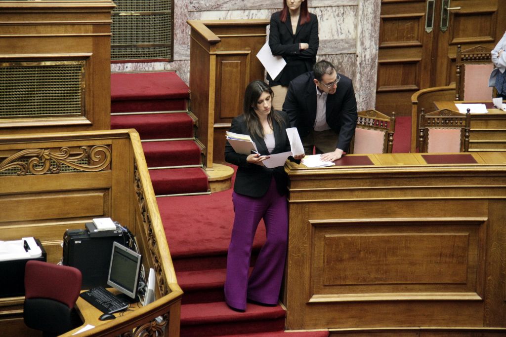 Επίθεση κατά Κωνσταντοπούλου στην συνεδρίαση του προεδρείου της ΚΟ