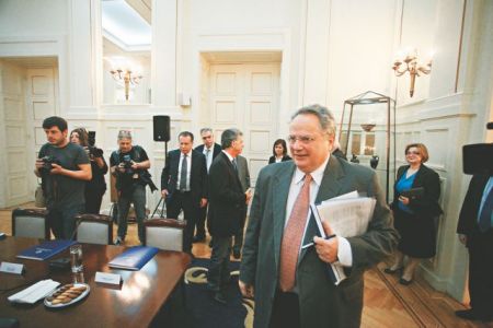 Γέφυρα διαλόγου με την Αγκυρα – Ο Κοτζιάς στην Τουρκία