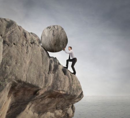 Γιατί η οικονομία δεν μπορεί να εκτιναχθεί