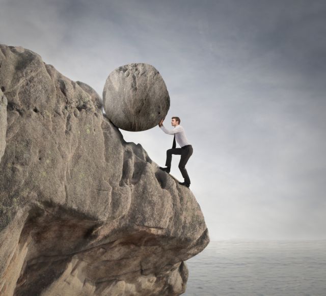 Γιατί η οικονομία δεν μπορεί να εκτιναχθεί