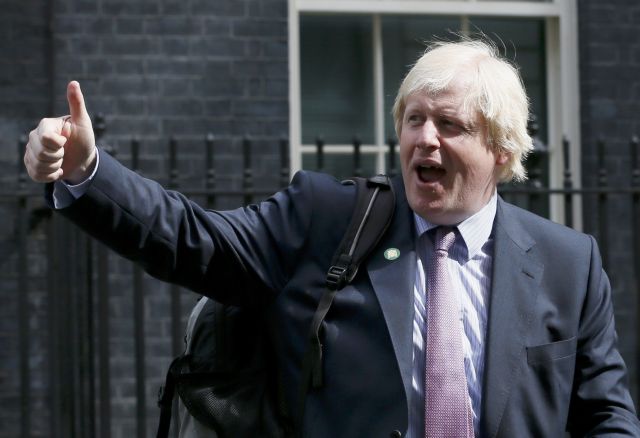 Κάμερον: Δίνει πολιτικό ρόλο αλλά όχι υπουργείο στον Τζόνσον