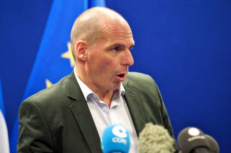 Βαρουφάκης: «Το θέμα είναι να μη χρειαστεί να γίνει Κούγκι»