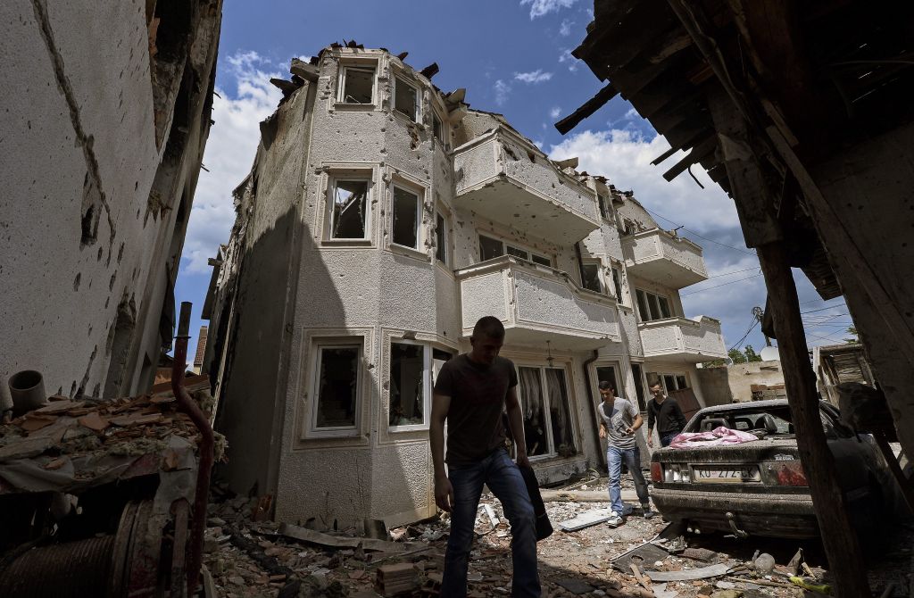 ΠΓΔΜ:Το συγκυβερνών αλβανικό κόμμα μίλησε με τους ενόπλους