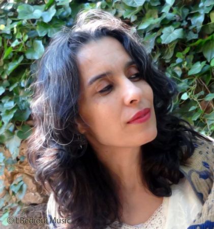 Λάμια Μπεντίουι: Στη Μεσόγειο το συναίσθημα είναι έντονο