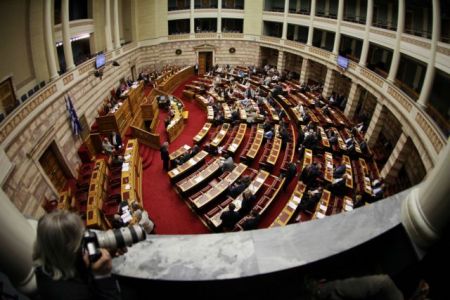 Ευάγγελος Αποστόλου: Μονόδρομος η κεφαλαιακή ενίσχυση της ΕΒΖ