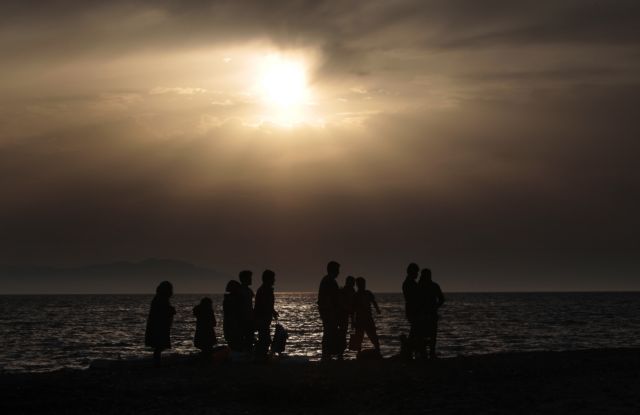 Στη σκιά του Προσφυγικού ο τουρισμός