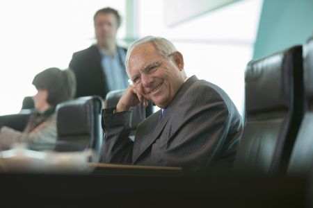 Ο Σόιμπλε δεν αποκλείει στάση πληρωμών στην Ελλάδα