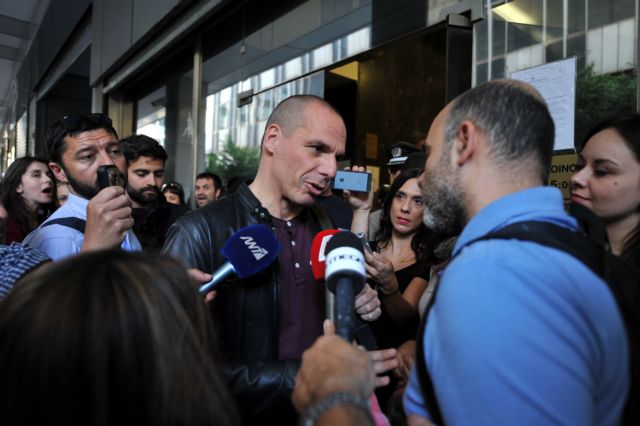 Varoufakis rules out the possibility of a single, 23% VAT rate