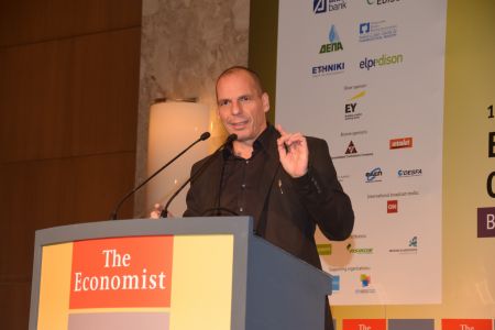 Ενστάσεις των Θεσμών για τον ΦΠΑ – Αποφασισμένη η κυβέρνηση