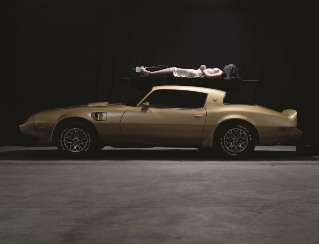 Μάθιου Μπάρνεϊ: Φλερτάρεις με την πορνογραφία για να περιγράψεις το στοιχειώδες