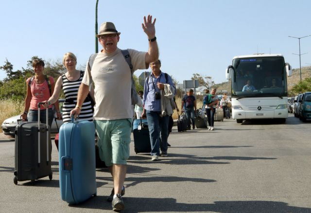 Bank of Greece: Tourist arrivals up by 20.8% in the first half of 2015