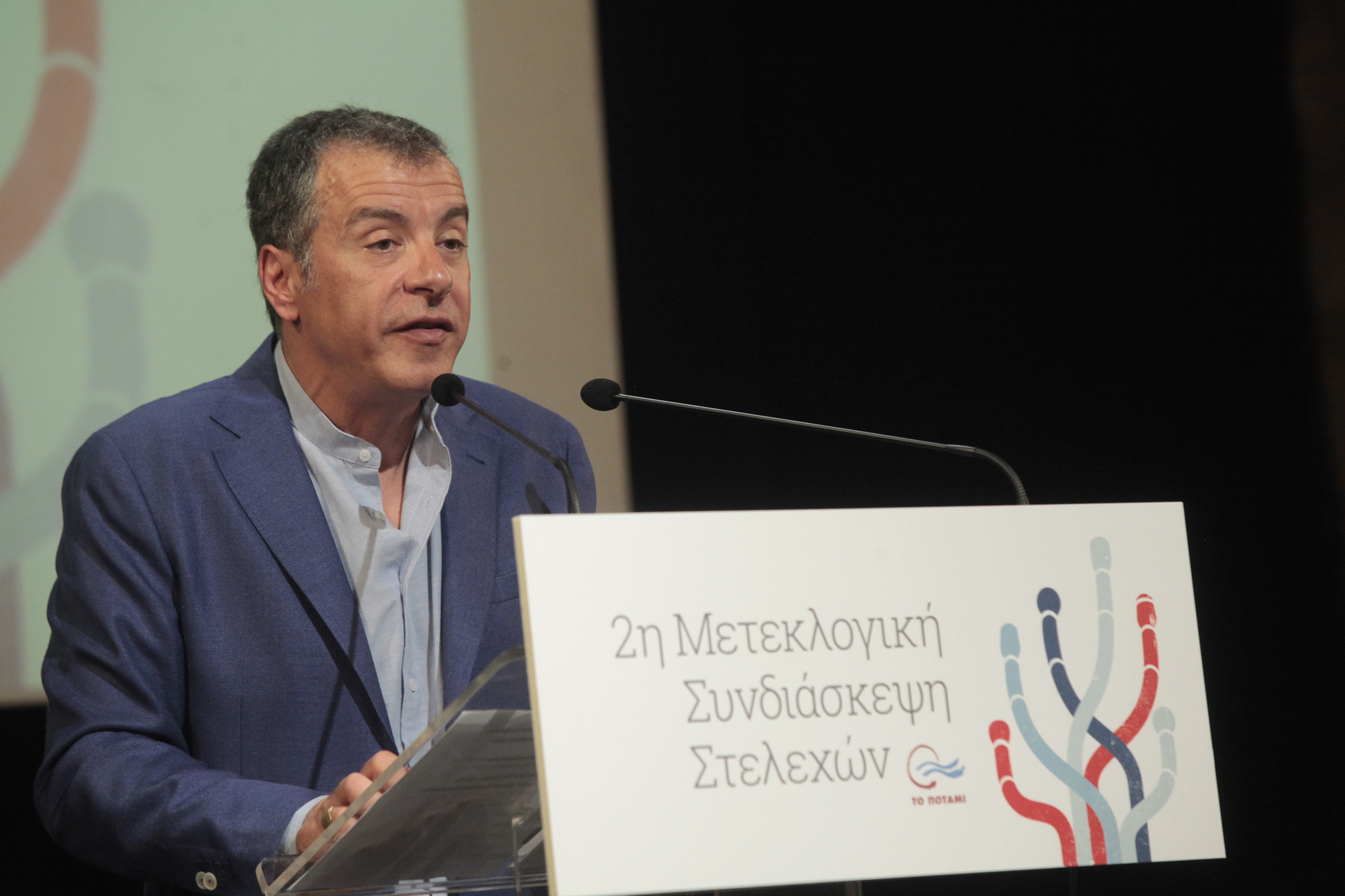 Στ. Θεοδωράκης: Η Ελλάδα χρειάζεται συμφωνία και μεταρρυθμίσεις