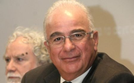 Β. Λαμπρινουδάκης: «Τα Αρχαία Θέατρα είχαν διπλή λειτουργία: χώροι καλλιτεχνικοί και χώροι Δημοκρατίας»