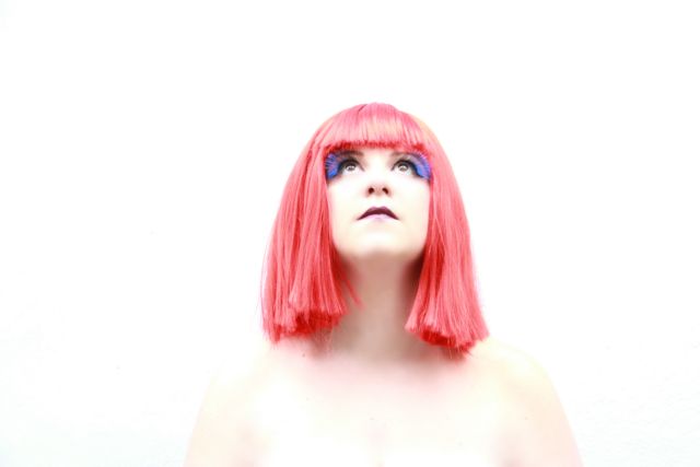 Μουσική: Τα ηδονοβλεπτικά «Μυστικά» της Βικτωρίας Ταγκούλη