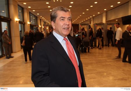 Μητρόπουλος: Να μπουν ειδικοί στην ομάδα διαπραγμάτευσης