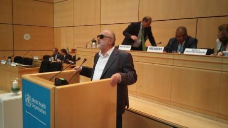 Κουρουμπλής: Έλλειψη εμπιστοσύνης στους παγκόσμιους οργανισμούς