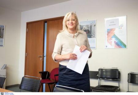 Ξεκλειδώνουν €35 δισ. από το «πακέτο Γιούνκερ»