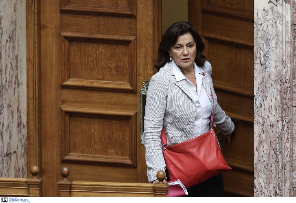 Σφοδρή αντιπαράθεση Φωτίου-Βαρβιτσιώτη για το δημοψήφισμα