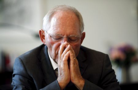 Σόιμπλε: Δεν μπορώ να αποκλείσω πτώχευση της Ελλάδας