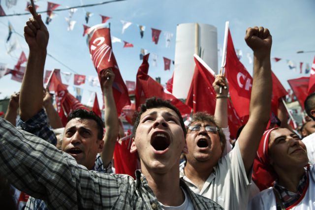 Τουρκία: Πυροβολισμοί εναντίον βουλευτή της αντιπολίτευσης