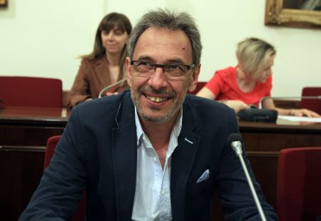 Πληροφορίες για παραίτηση Τσακνή από τη θέση του προέδρου της ΕΡΤ