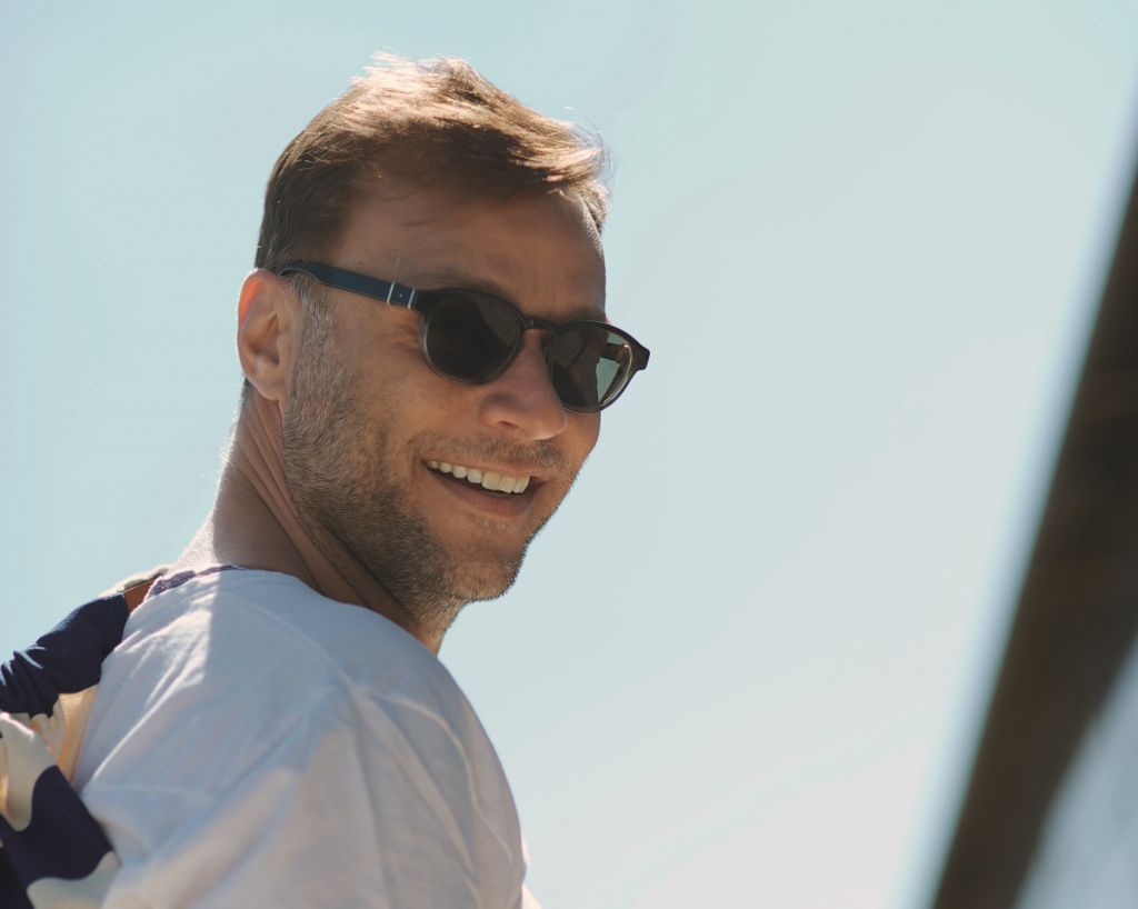 Ενα μεγάλο, φωτεινό καλοκαίρι