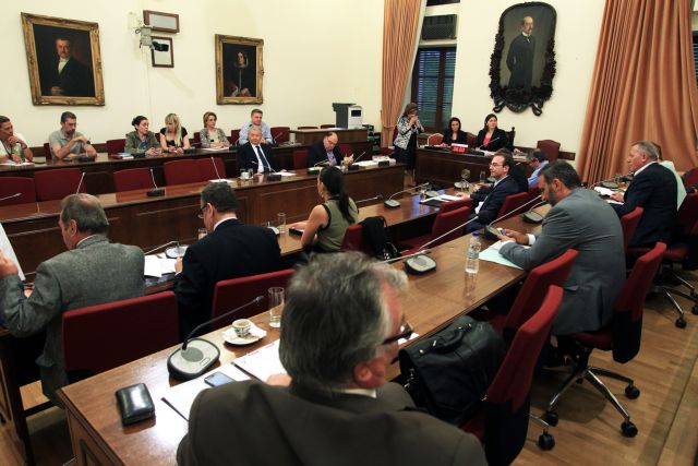 Στη Βουλή ο Γ. Στουρνάρας για την υποθέση της Siemens