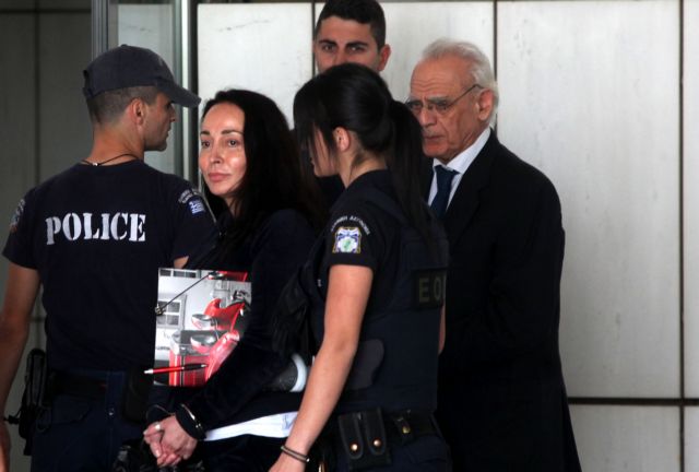 Εισαγγελείς: Οχι στην αίτηση αναστολής της Βίκυς Σταμάτη