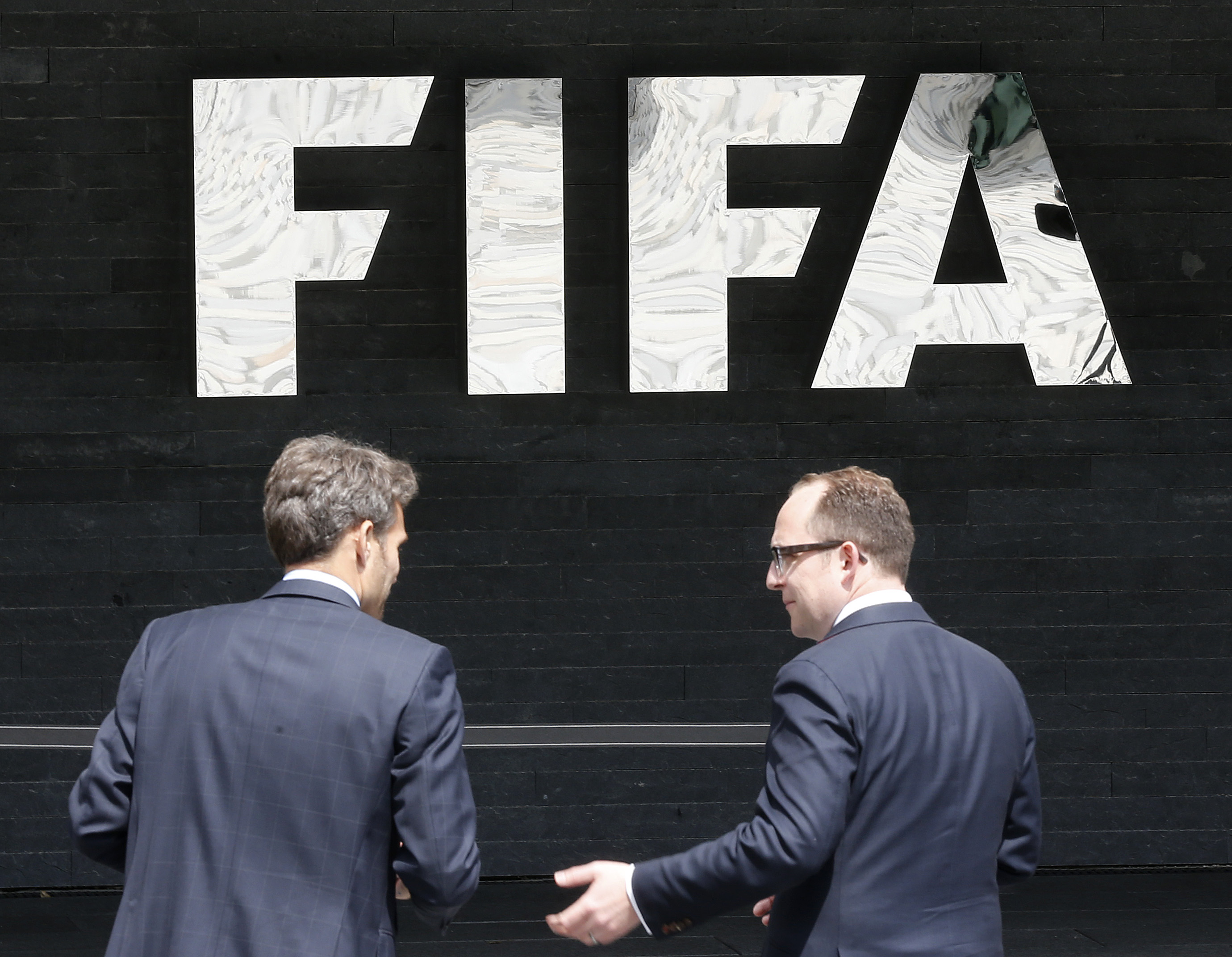 Η Μόσχα διαμαρτύρεται για την αμερικανική έρευνα στη FIFA – Στο πλευρό του Μπάτλερ