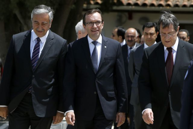 Αναστασιάδης – Ακιντζί: Ανοιγμα περισσότερων οδοφραγμάτων