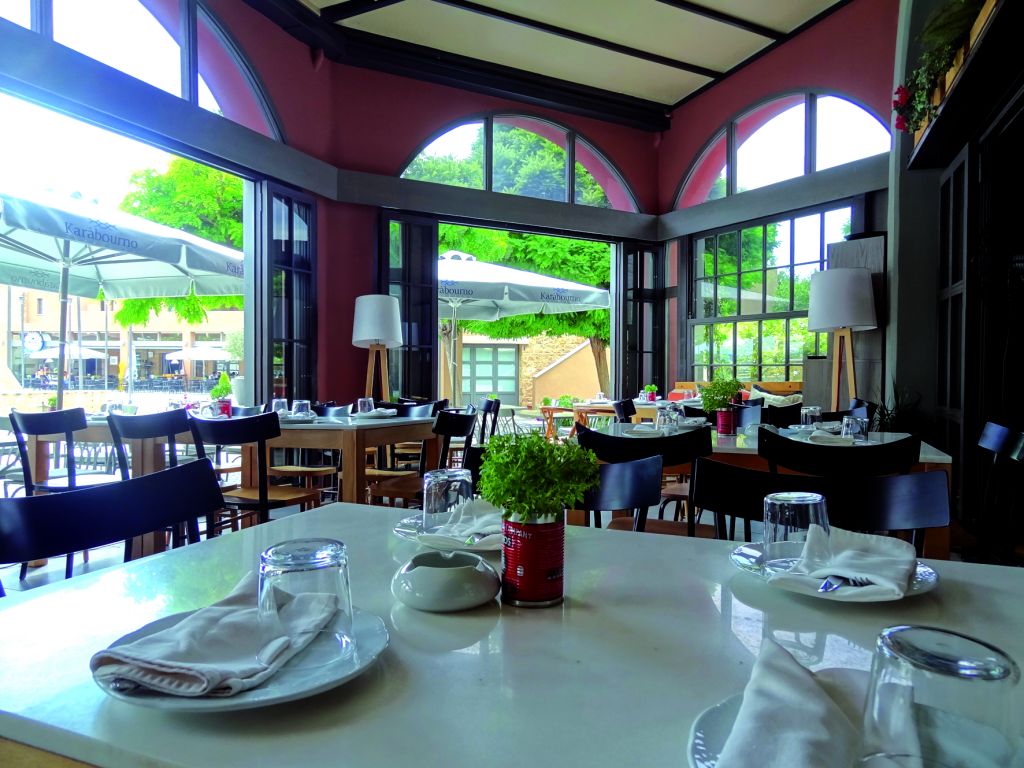 Εδώ Θεσσαλονίκη: Karàbourno