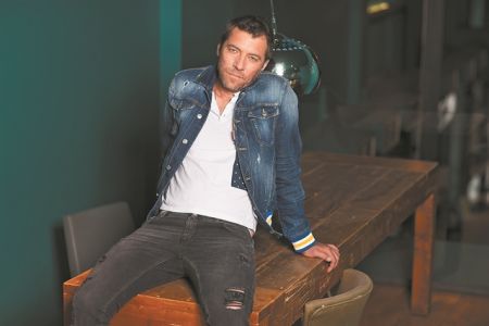 «Ασχολήθηκαν με τα κομμωτήρια παρά με τον πολιτισμό»