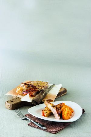 Χοιρινό μπούτι με πουρέ γλυκοπατάτας