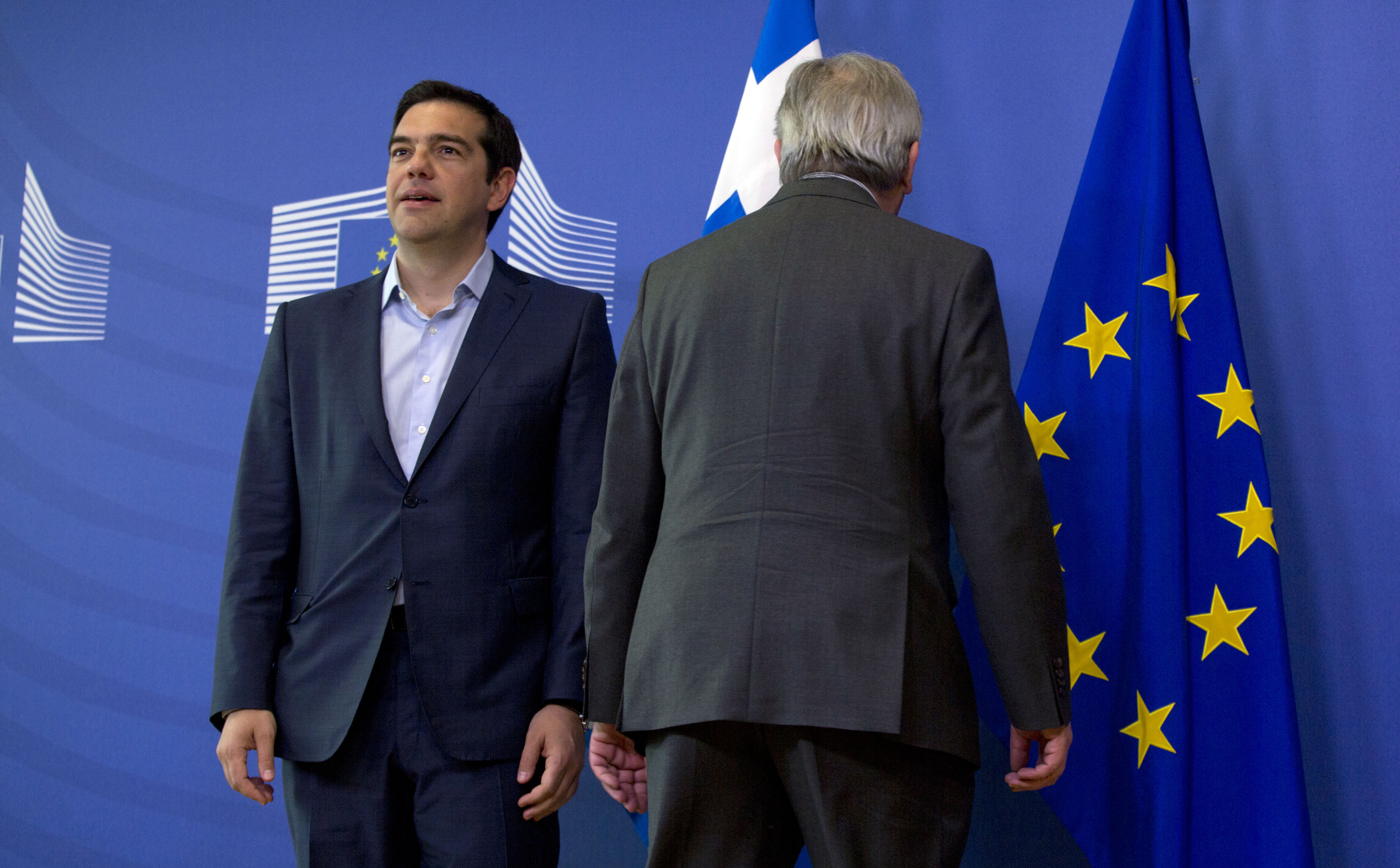 Ο Γιούνκερ αρνήθηκε να μιλήσει στο τηλέφωνο με τον Αλέξη Τσίπρα, λέει το Reuters – Διαψεύδει η Αθήνα