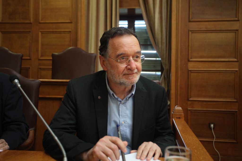 Ομοβροντία πυρών από Στρατούλη, Λαφαζάνη, Σκουρλέτη κατά δανειστών