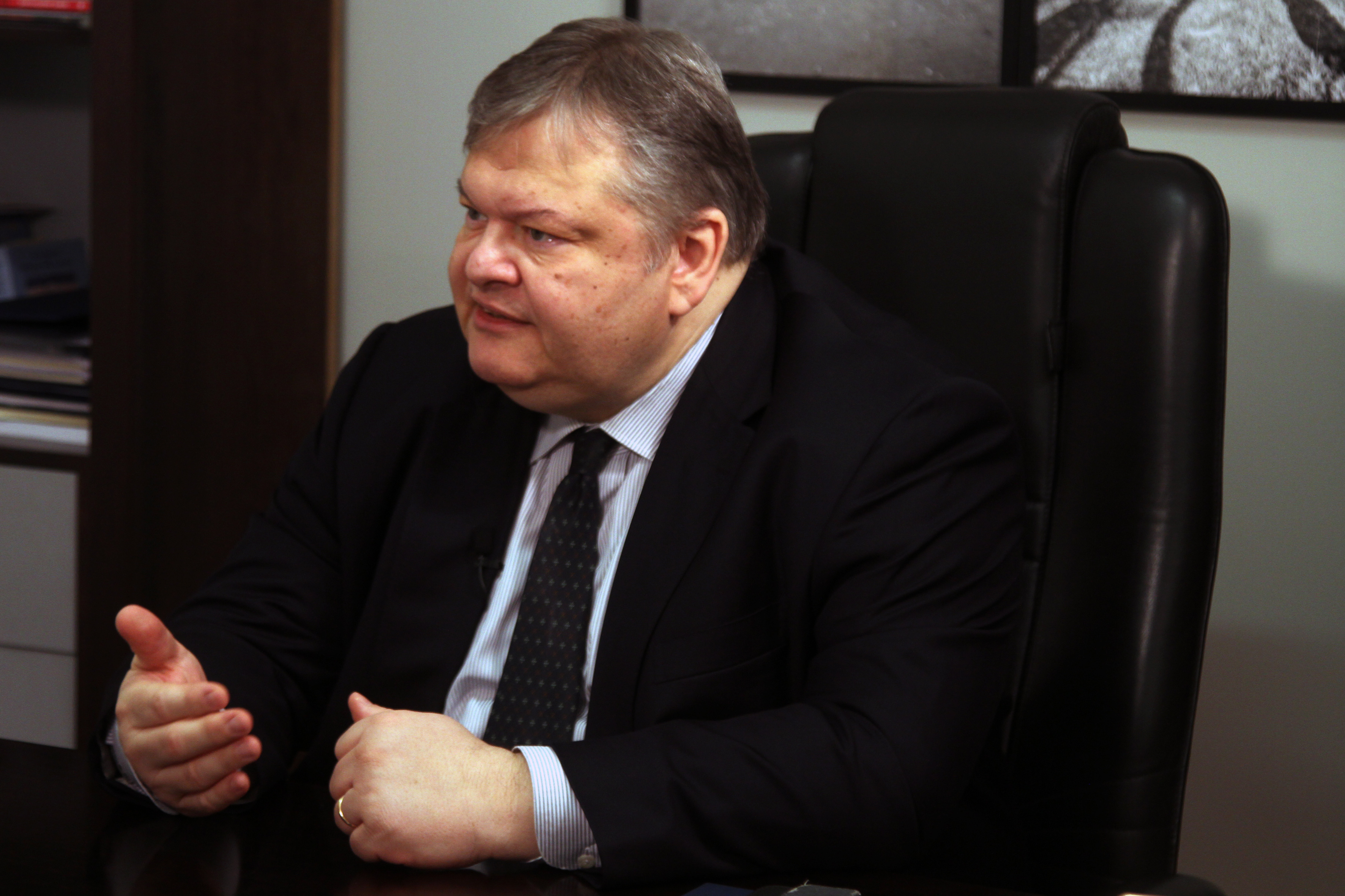 Ερώτηση Βενιζέλου για τη μήνυση Θάνου σε Τσακυράκη