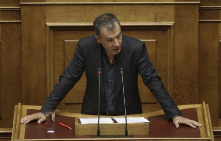 Θεοδωράκης: Αν ο Αλέξης πει όχι στην συμφωνία πάμε κατευθείαν σε εκλογές