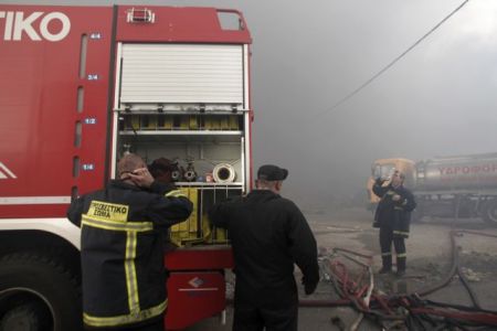 Fire at Druckfarben factory in Aspropyrgos under control