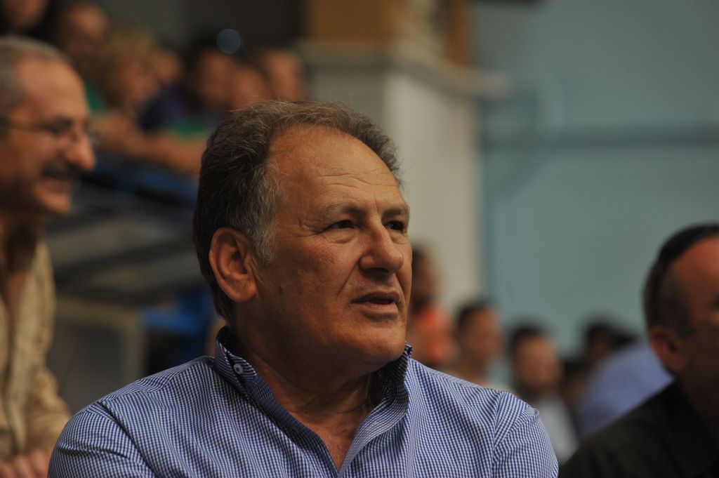 Ο Κώστας Λαλιώτης επανέρχεται και κηρύσσει αντινεοφιλελεύθερη πολιτική για την Κεντροαριστερά