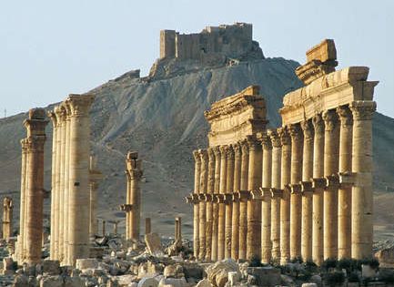 Με δορυφόρους θα παρακολουθεί η UNESCO τα μνημεία που απειλεί το ISIS