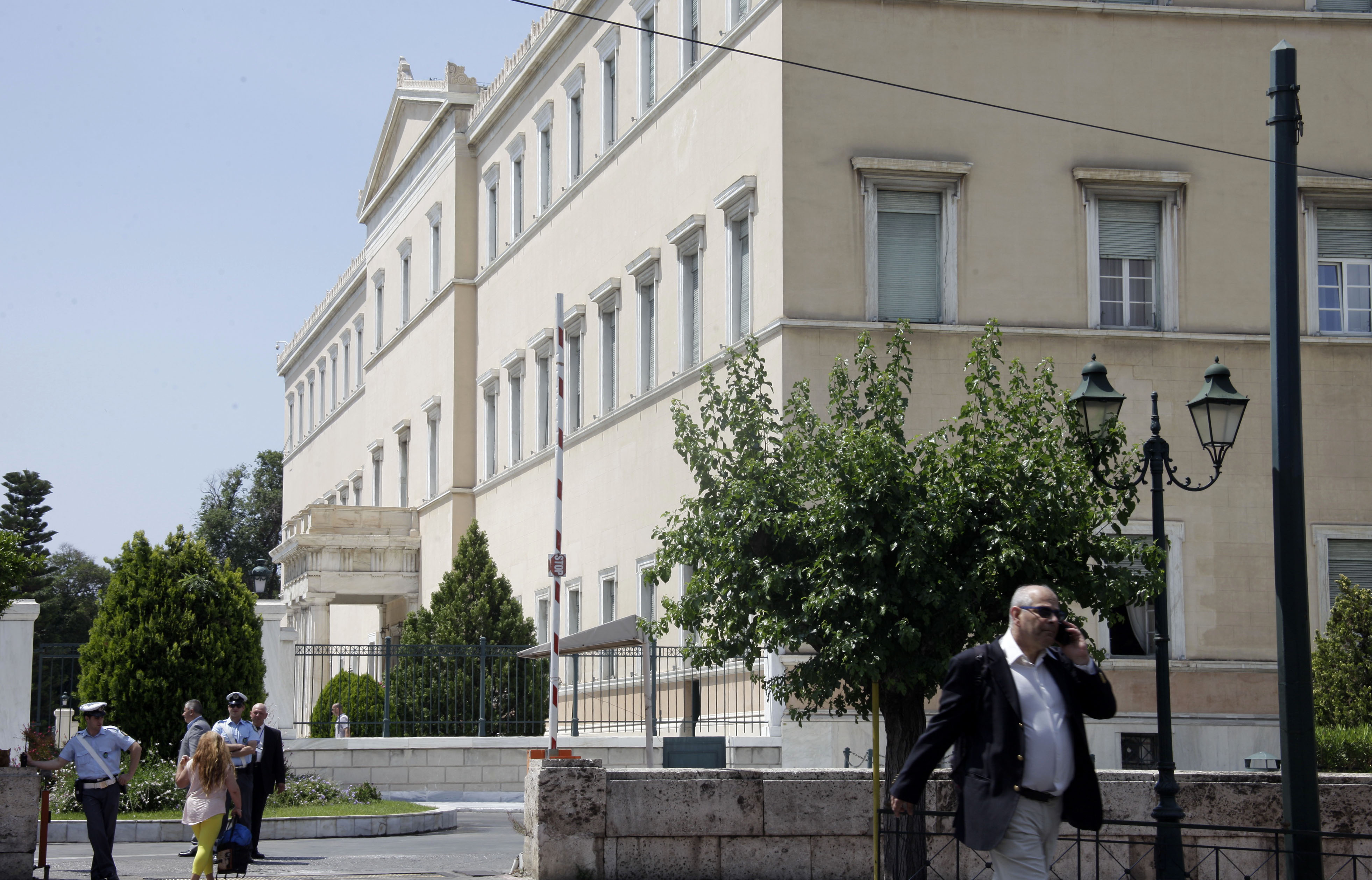 Η Ελλάδα στον βούρκο της Novartis – Βαριές κατηγορίες για οκτώ πρώην υπουργούς και δύο πρώην πρωθυπουργούς