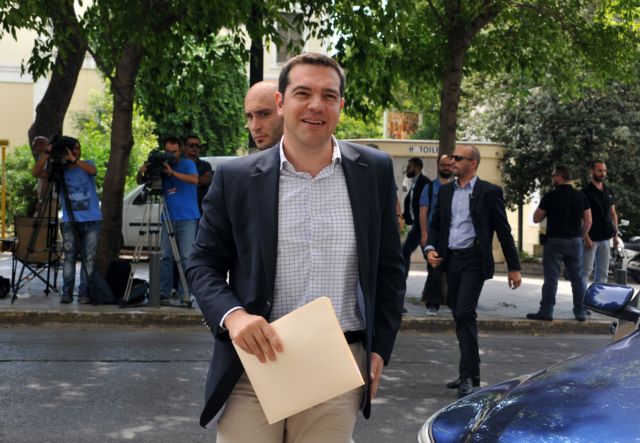 Τσίπρας προς εταίρους: Δεν θα θάψουμε τη Δημοκρατία